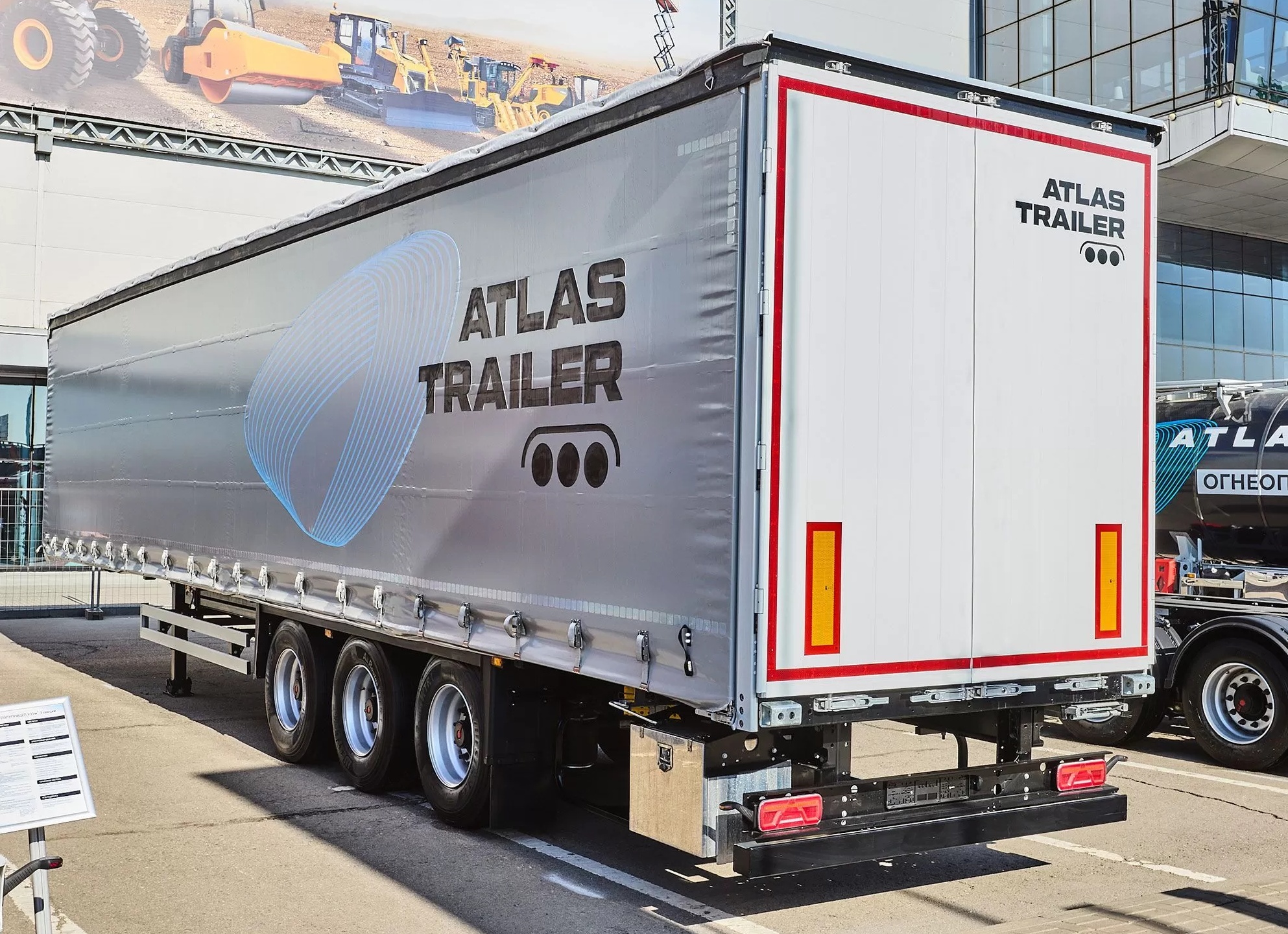 Полуприцепы «Атлас Трейлер» – оптимальная техника для перевозок