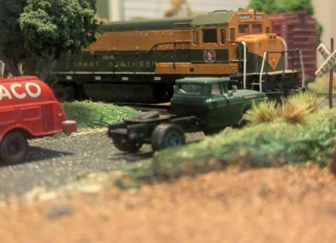 Грузоперевозки: автомобили заменят поезда?