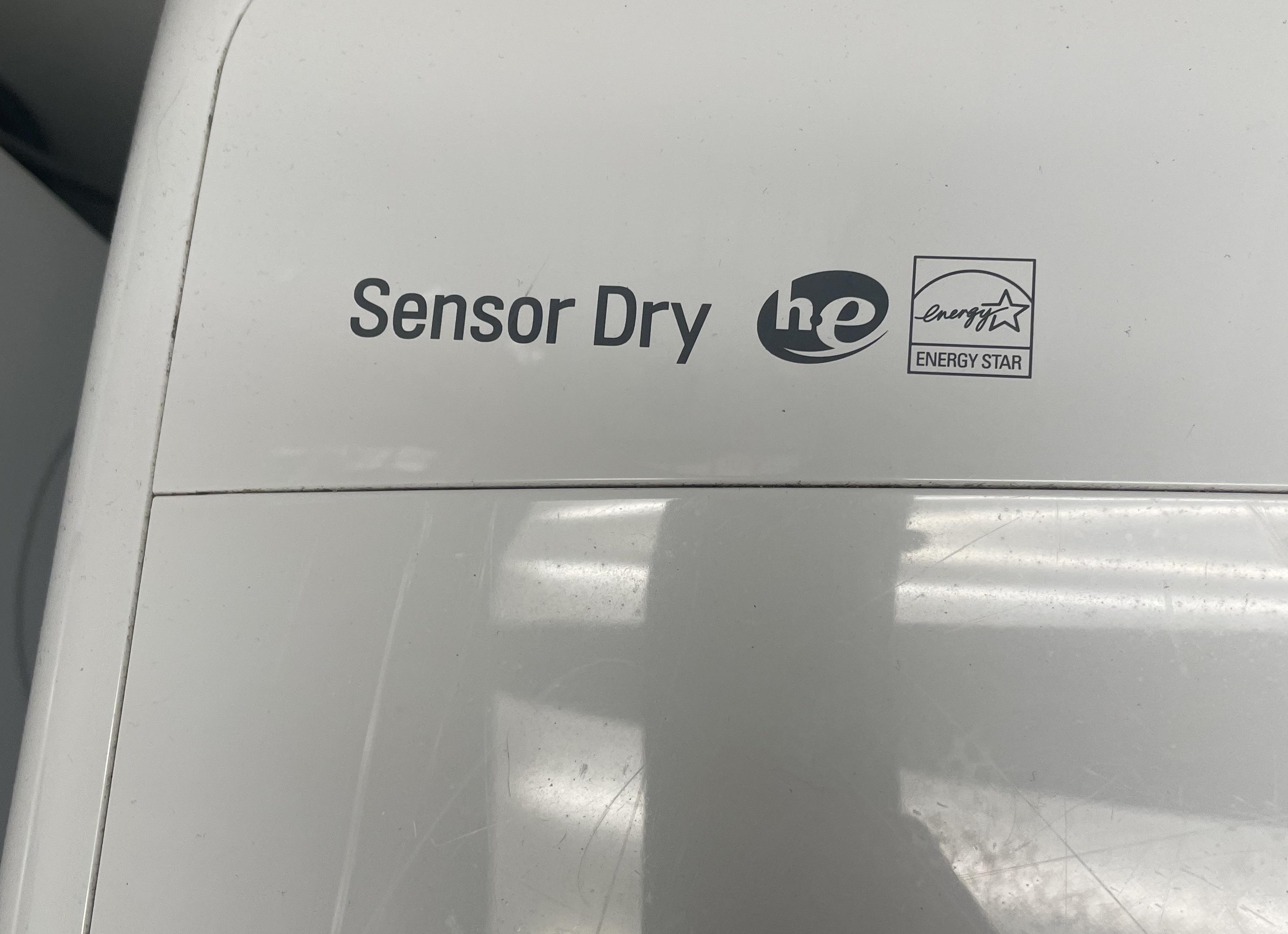 Кнопки vs сенсоры! Почему в машине тактильное управление важнее красивого экрана